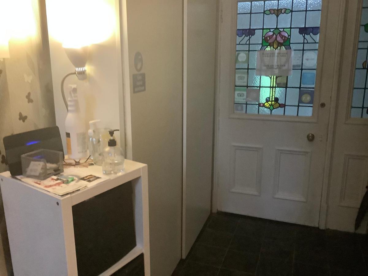 Nethermains House Kilwinning Экстерьер фото